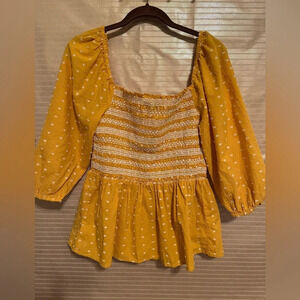 CROWN & IVY~BLOUSE~YELLOW~ NWT~BELK~SM +